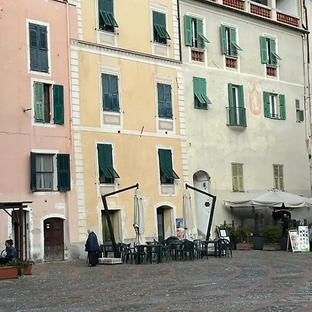 In Piazza *